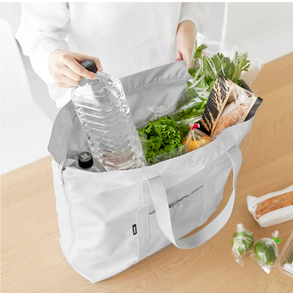【212 KITCHEN STORE】縦にも横にも使える便利なショッピングバック