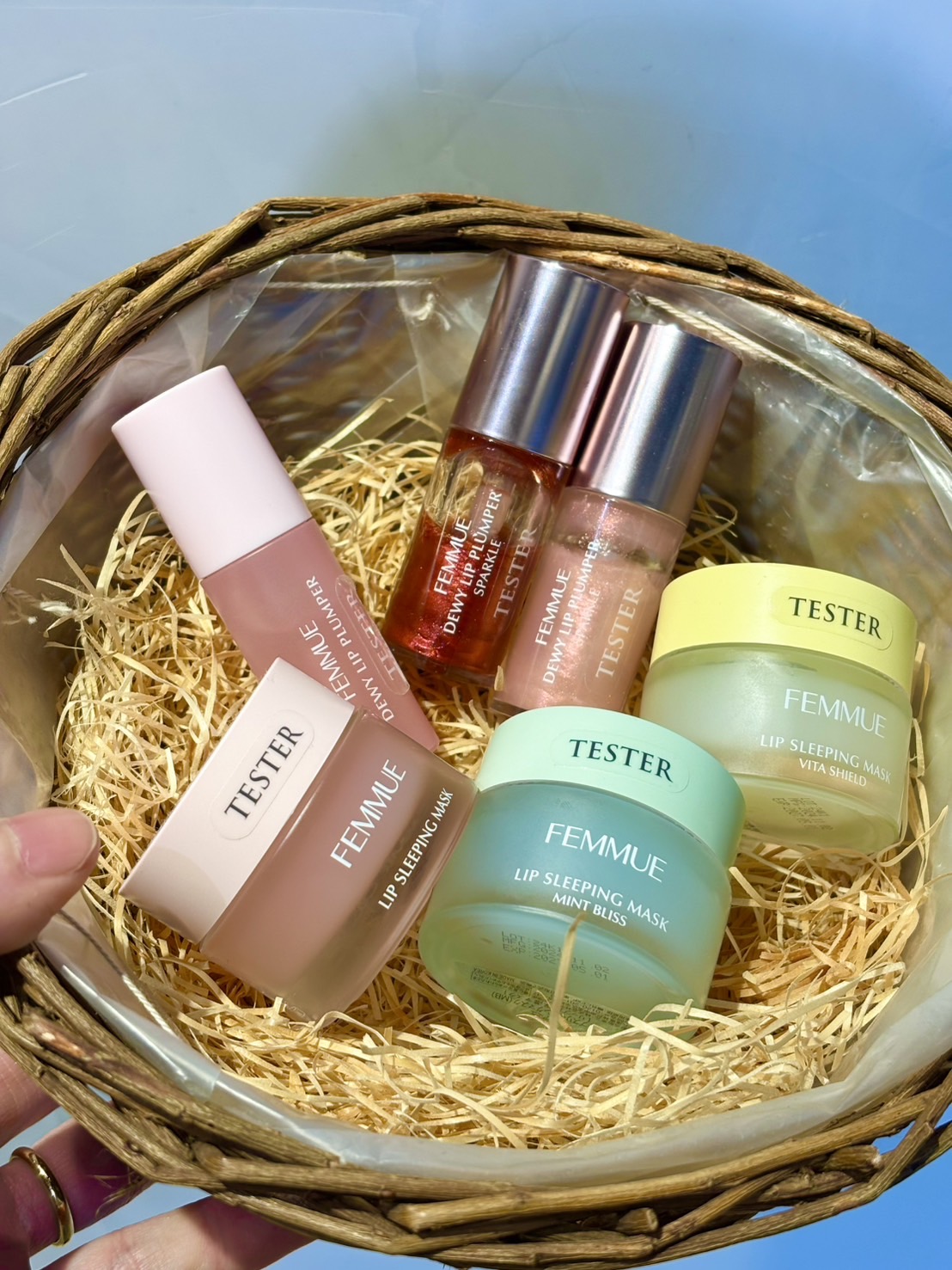 【Cosme Kitchen 】母の日ギフトにもおすすめ☆大人気FEMMUEのリップケアアイテム💋