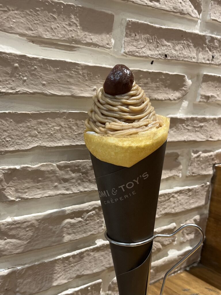 MOMI&TOY’S 「マロンクレープ🌰」ならファミリー店限定！