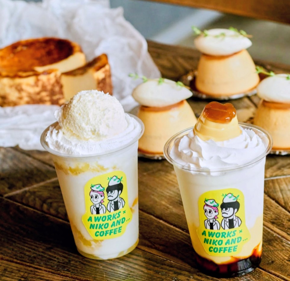 nikoand…COFFEE 行列が絶えない大人気チーズケーキ専門店  ΓΑ WORKS (@gakudai.aworks)」とのコラボドリンク