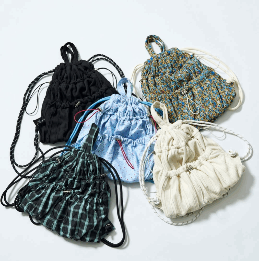 nikoand… トレンドのナップサック5色展開で登場!