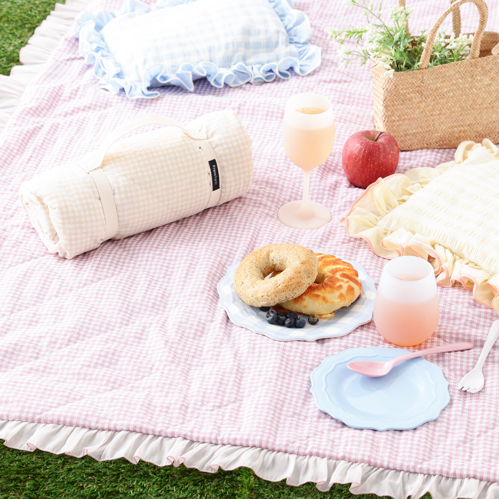 Francfranc　【NEW！】写真映えも抜群📷 お手軽におしゃれなピクニックを楽しめるアイテム入荷🌸🌸