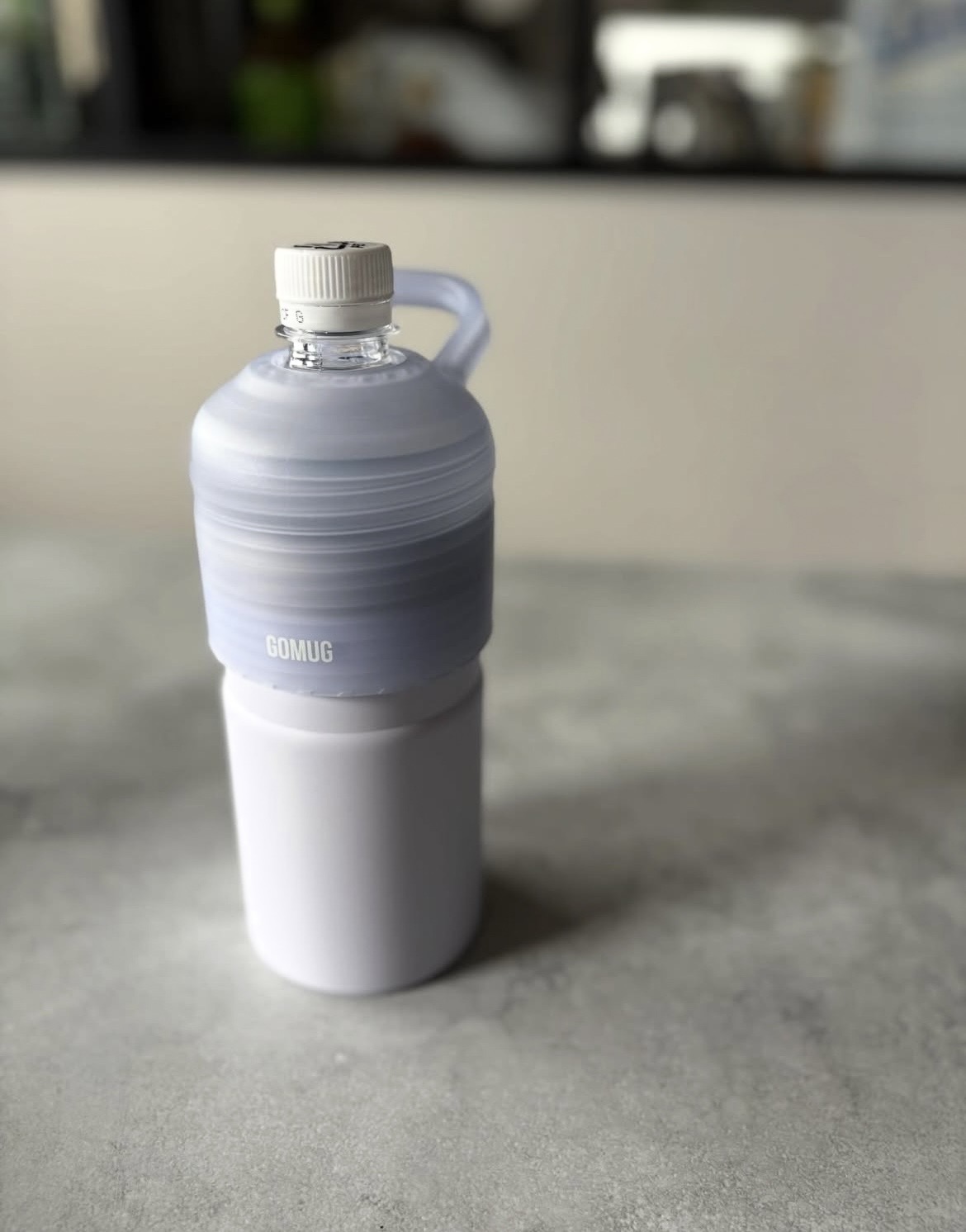【212 KITCHEN STORE】ペットボトルの保冷に…BOT. GOMUG