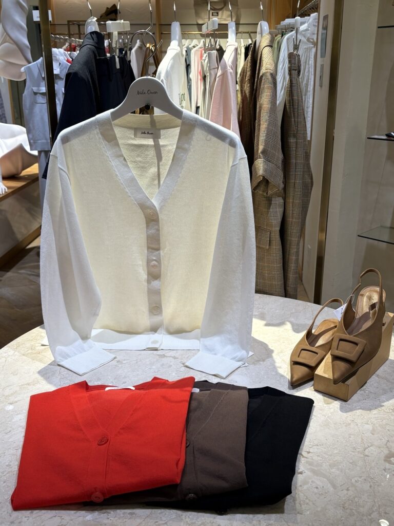 【MilaOwen】毎年大人気のカーディガンが入荷しました🌞