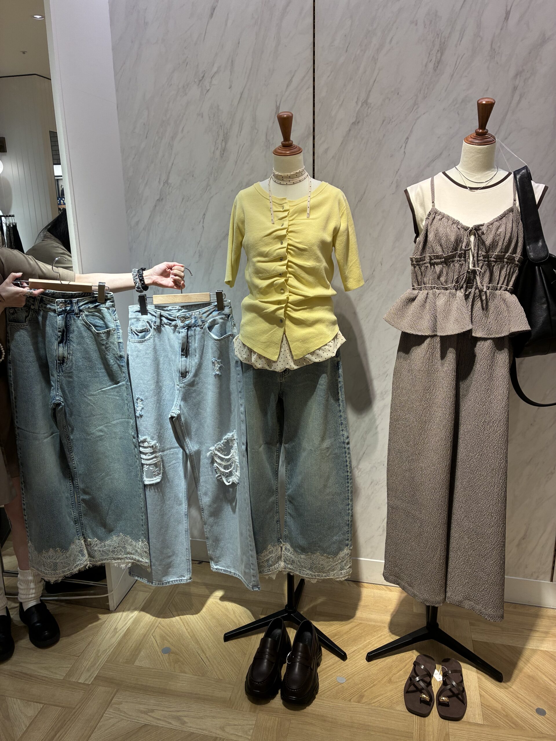 LOWRYS FARM人気のデニムが再入荷✨