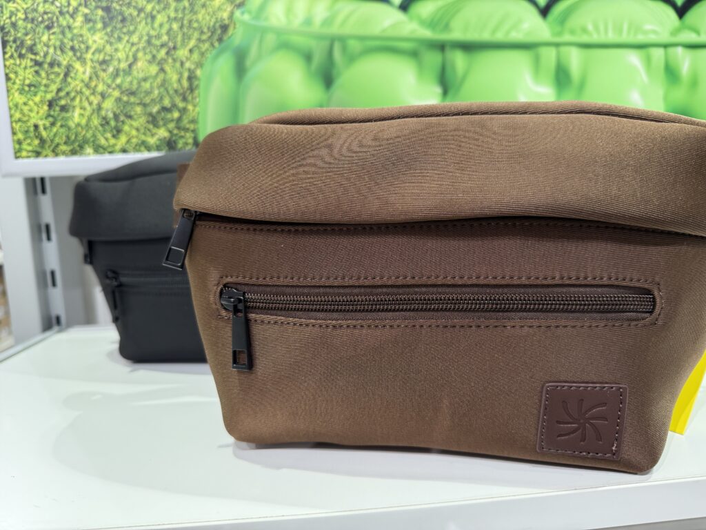 スタッフおススメ!!ウエストバッグ👝